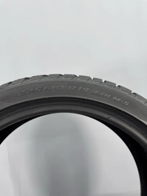 2X 225 40 R19 93H 6/5.5MM Pirelli Sotto Zero-3 Tyres Pressure tested 2254019 - Image 6