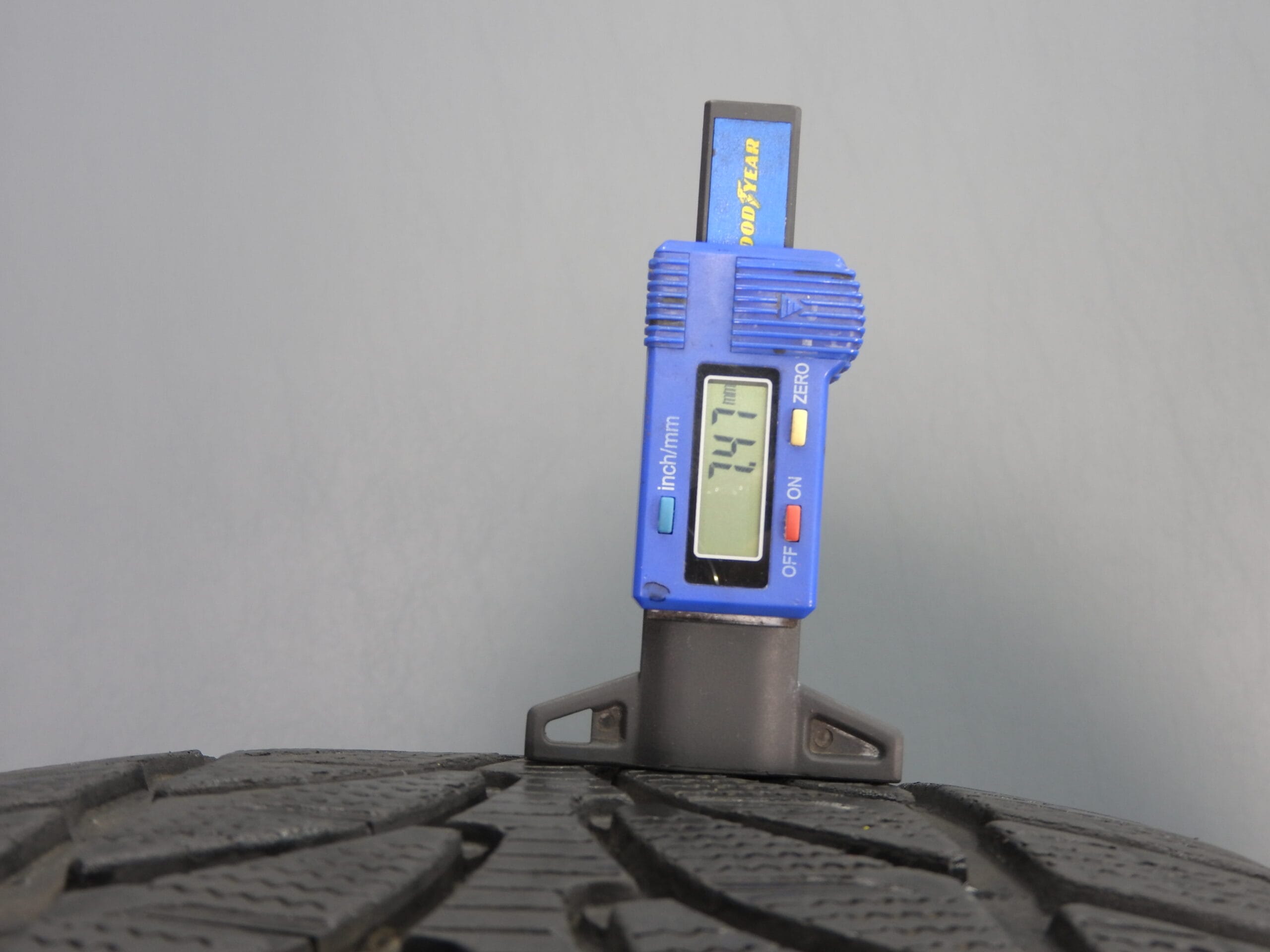 255/50/R20 X2 7MM+ Bridgestone Blizzak LM80 Evo Premium Quality Part Worn Tyre Fully Pressure Tested - Image 3