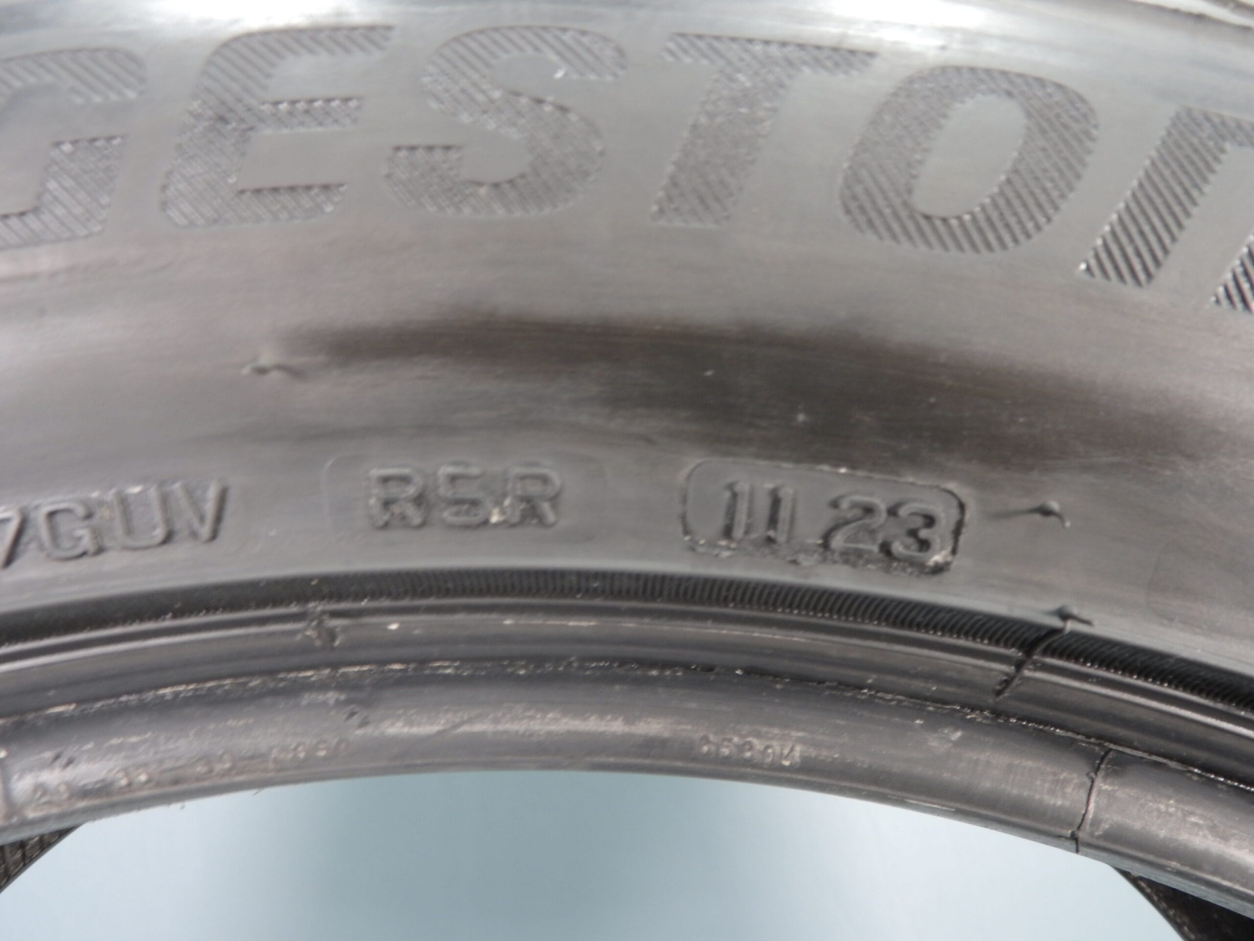 255/50/R20 X2 7MM+ Bridgestone Blizzak LM80 Evo Premium Quality Part Worn Tyre Fully Pressure Tested - Image 11