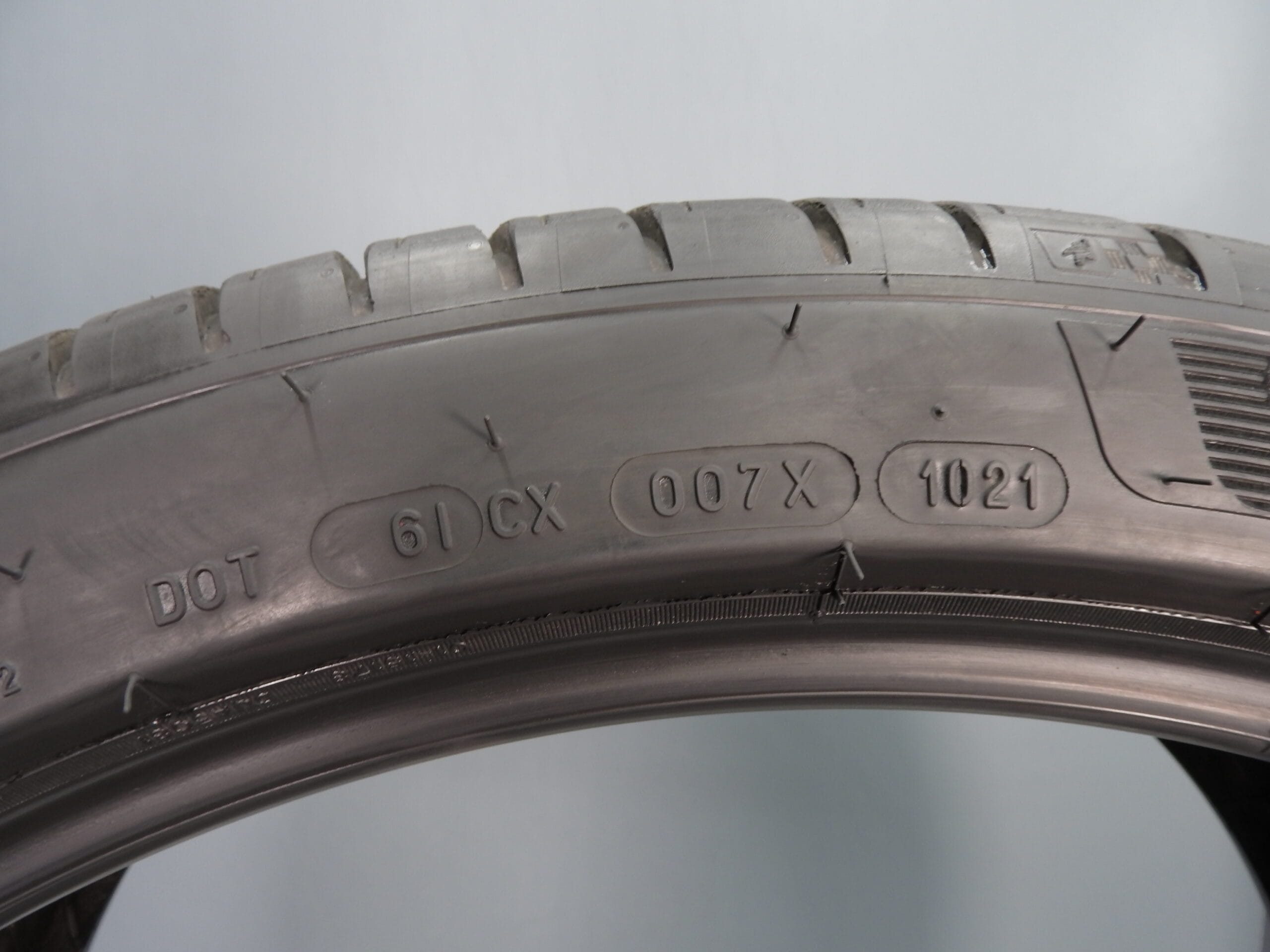275/35/R22 X1 7MM+ Michelin Pilot Sport 4 SUV Premium Quality Part Worn Tyre Fully Pressure Tested - Image 9