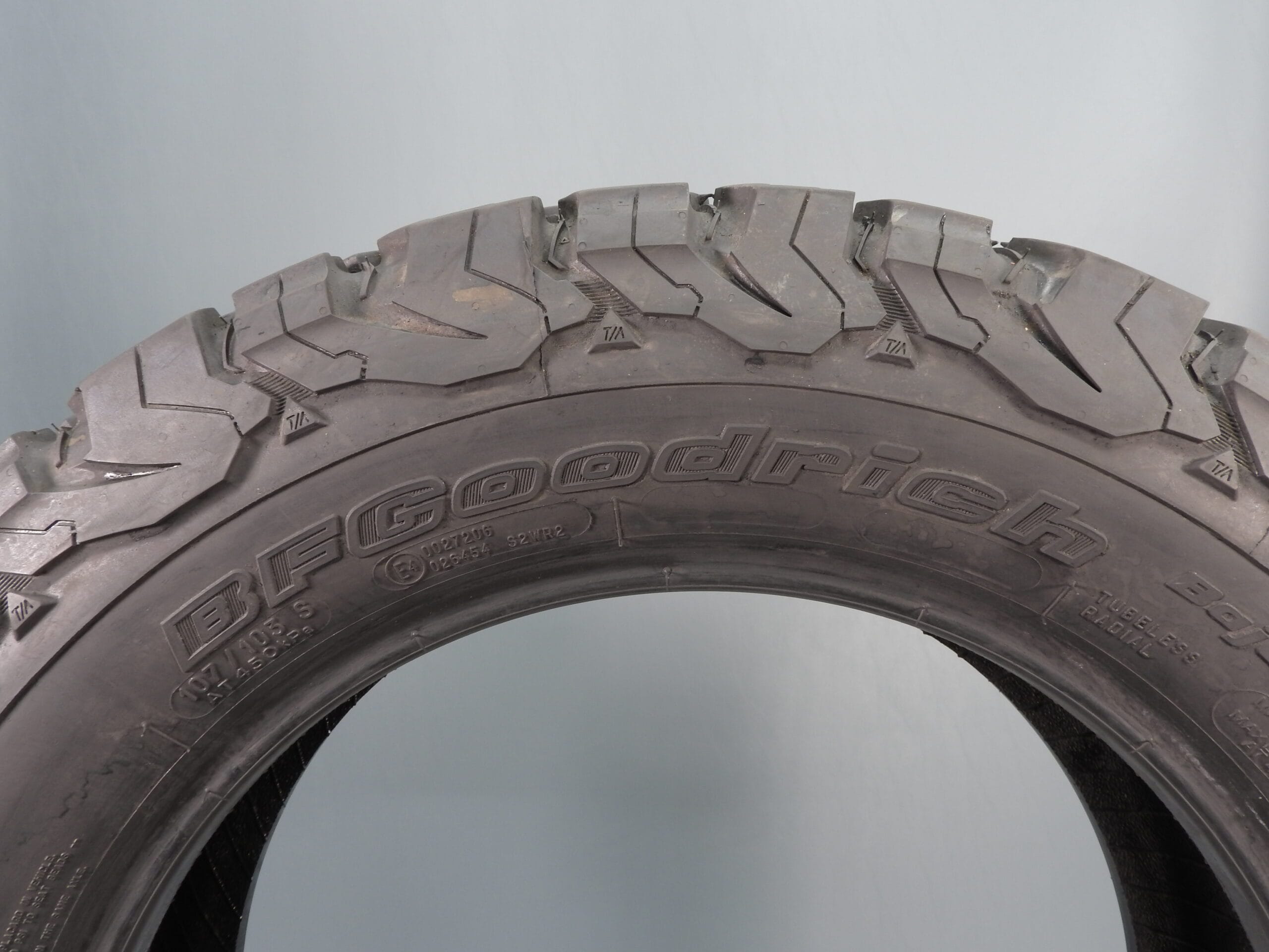 225/65/R17 X1 9MM BF GoodRich All Terrain Premium Quality Part Worn Tyre Fully Pressure Tested - Image 3