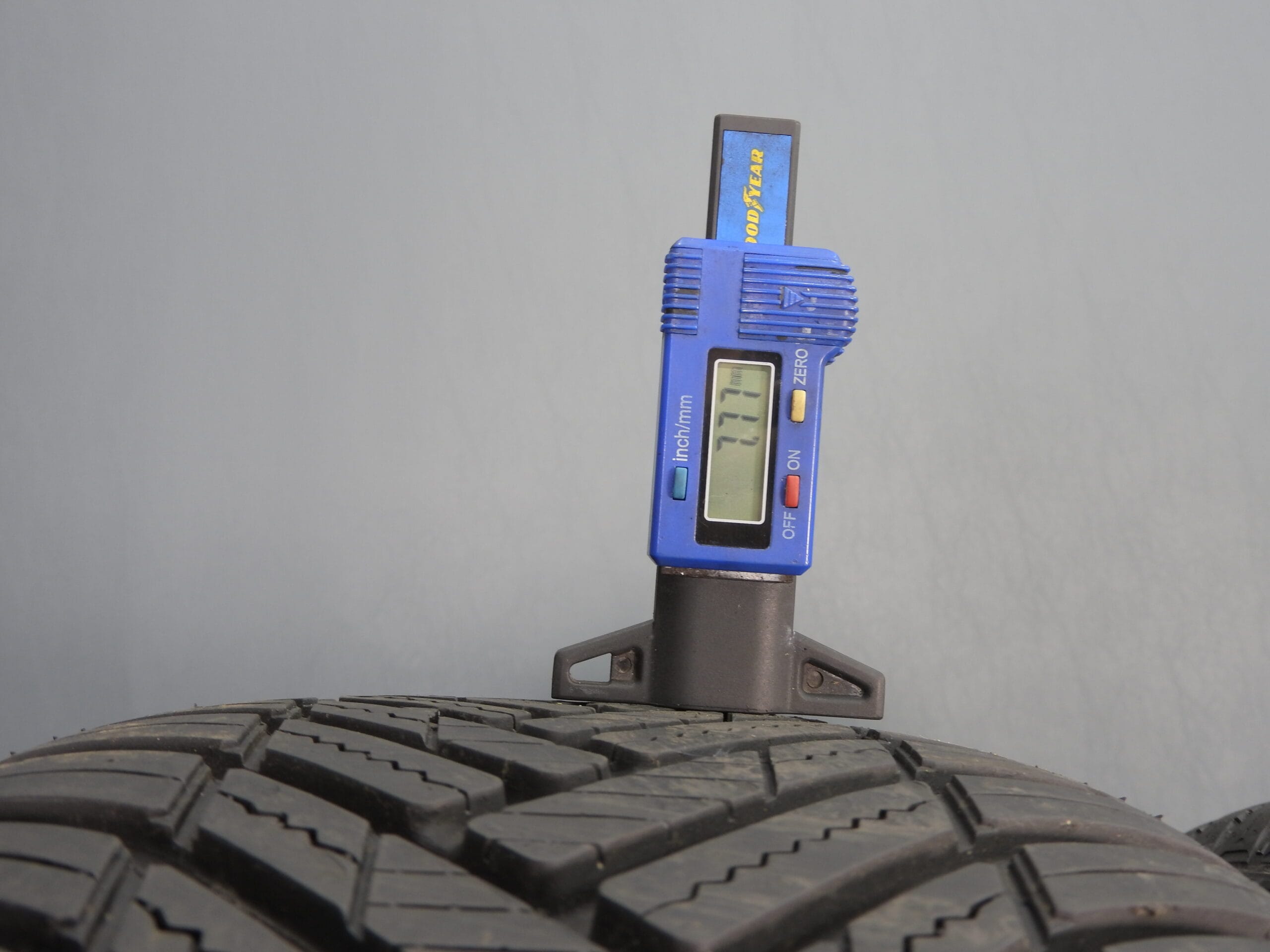 215/45/ZR18 X2 7MM+ Hankook Kinergy 4 Season Premium Quality Part Worn Tyre Fully Pressure Tested - Image 3
