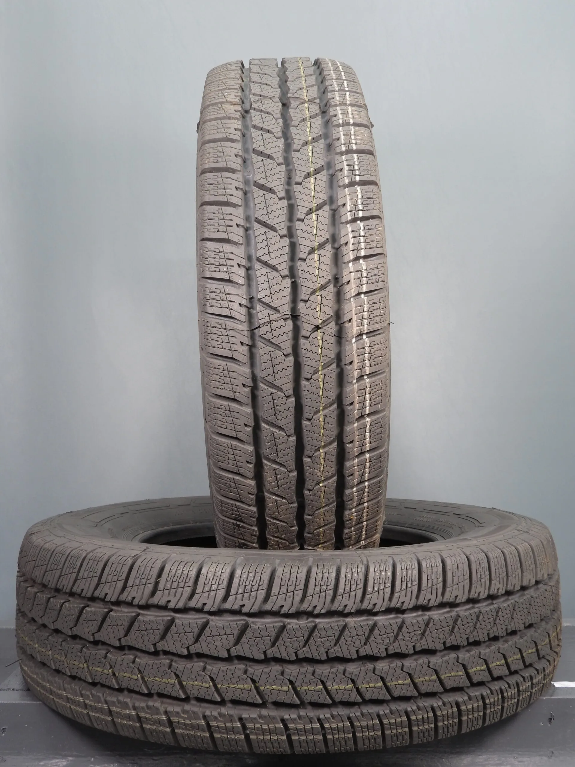 205/75/R16C X2 10MM Continental Van Contact Winter Premium Quality Part Worn Tyre Fully Pressure Tested - Image 4