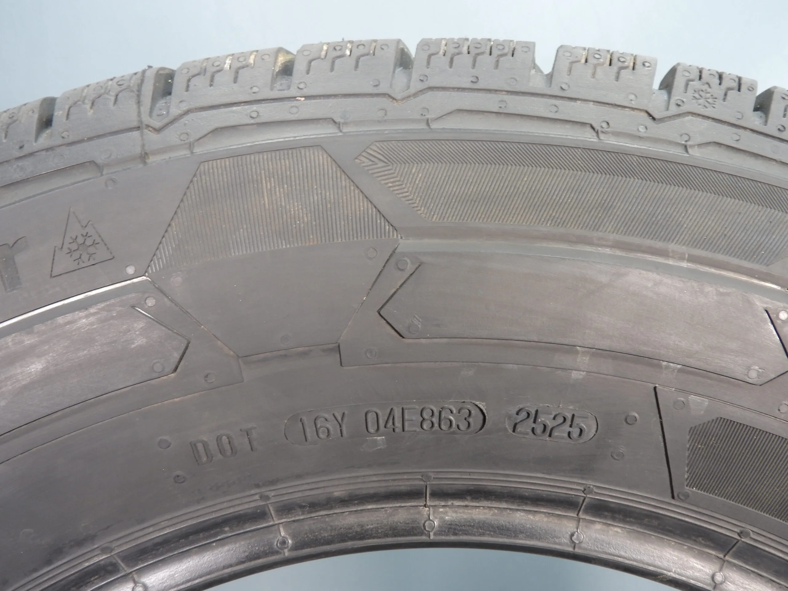 205/75/R16C X2 10MM Continental Van Contact Winter Premium Quality Part Worn Tyre Fully Pressure Tested - Image 6