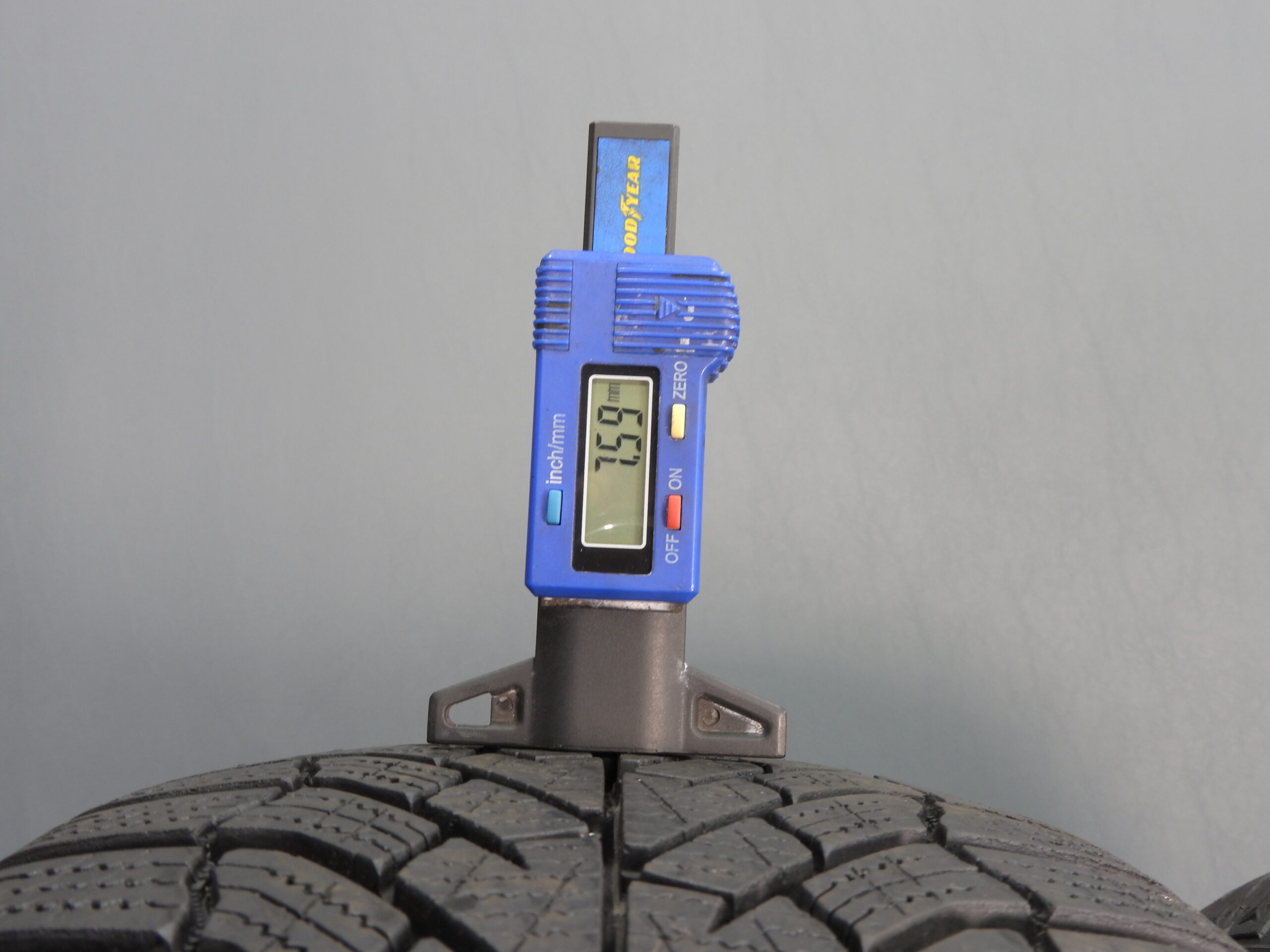 215/60/R17 X2 6MM+ Kumho Winter Craft WP52 Premium Quality Part Worn Tyre Fully Pressure Tested - Image 3